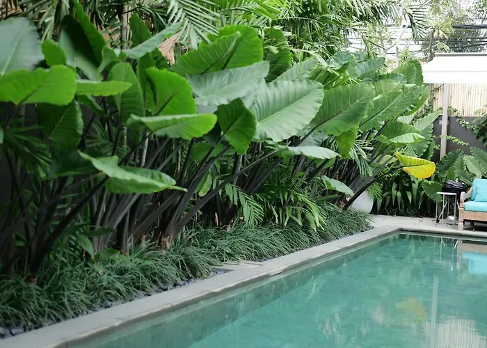 Labri Bali Luxury 4br Near * Canggu (Bali)