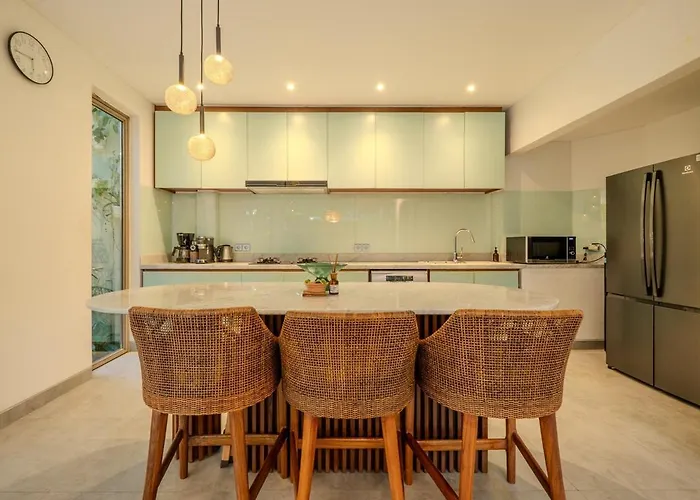 Labri Bali Luxury 4br Near *
