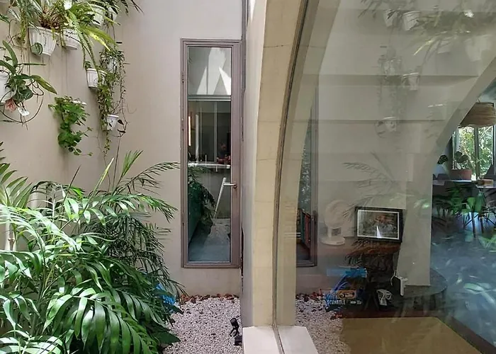 Labri Bali Luxury 4br Near Apartment