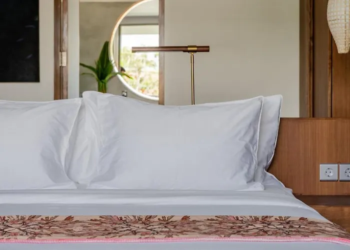 Labri Bali Luxury 4br Near Apartment Canggu (Bali)