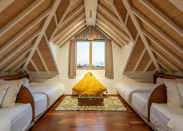 Labri Bali Luxury 4br Near *