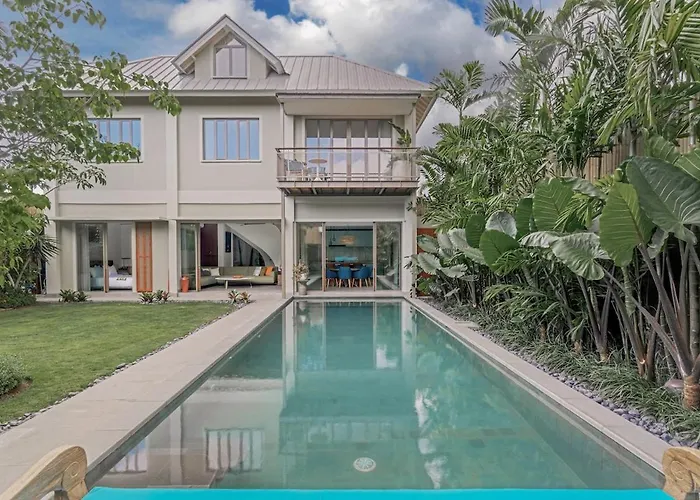 Labri Bali Luxury 4br Near * Canggu
