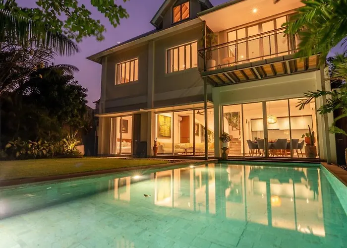 Labri Bali Luxury 4br Near Apartment Canggu (Bali)
