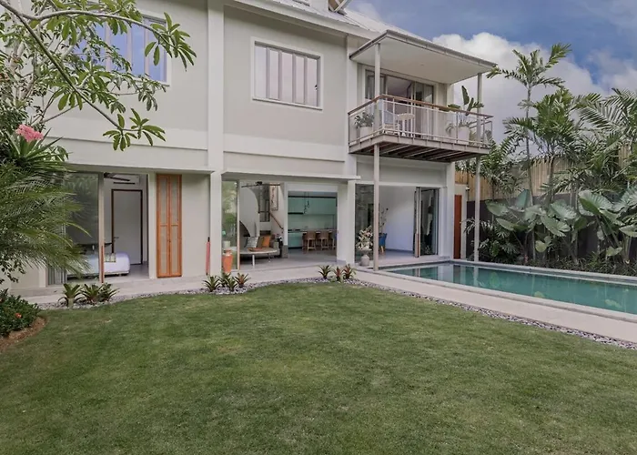 Labri Bali Luxury 4br Near Apartment Canggu (Bali)